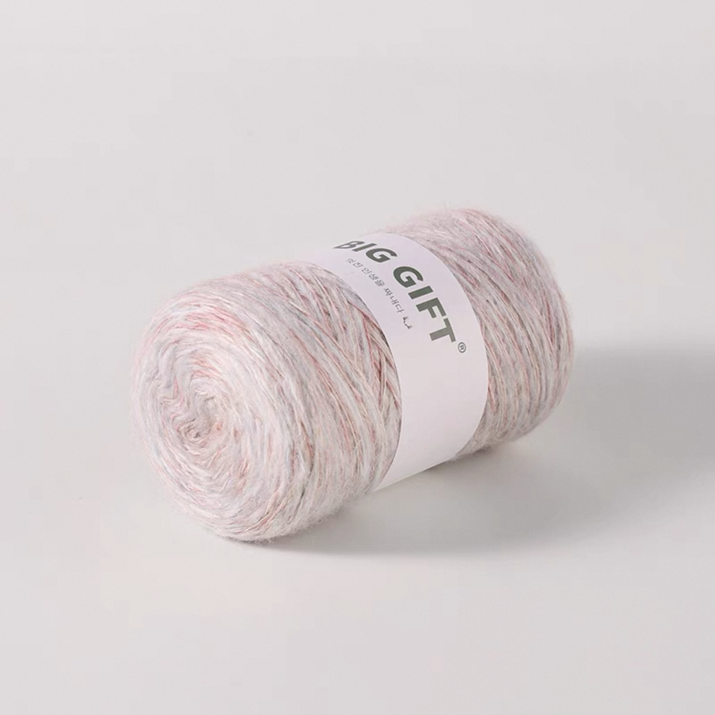 Hand-Dyed Gradient Mohair Wool Yarn – Chunky Multi-Strand for Bags, Hats & Outerwear 300g