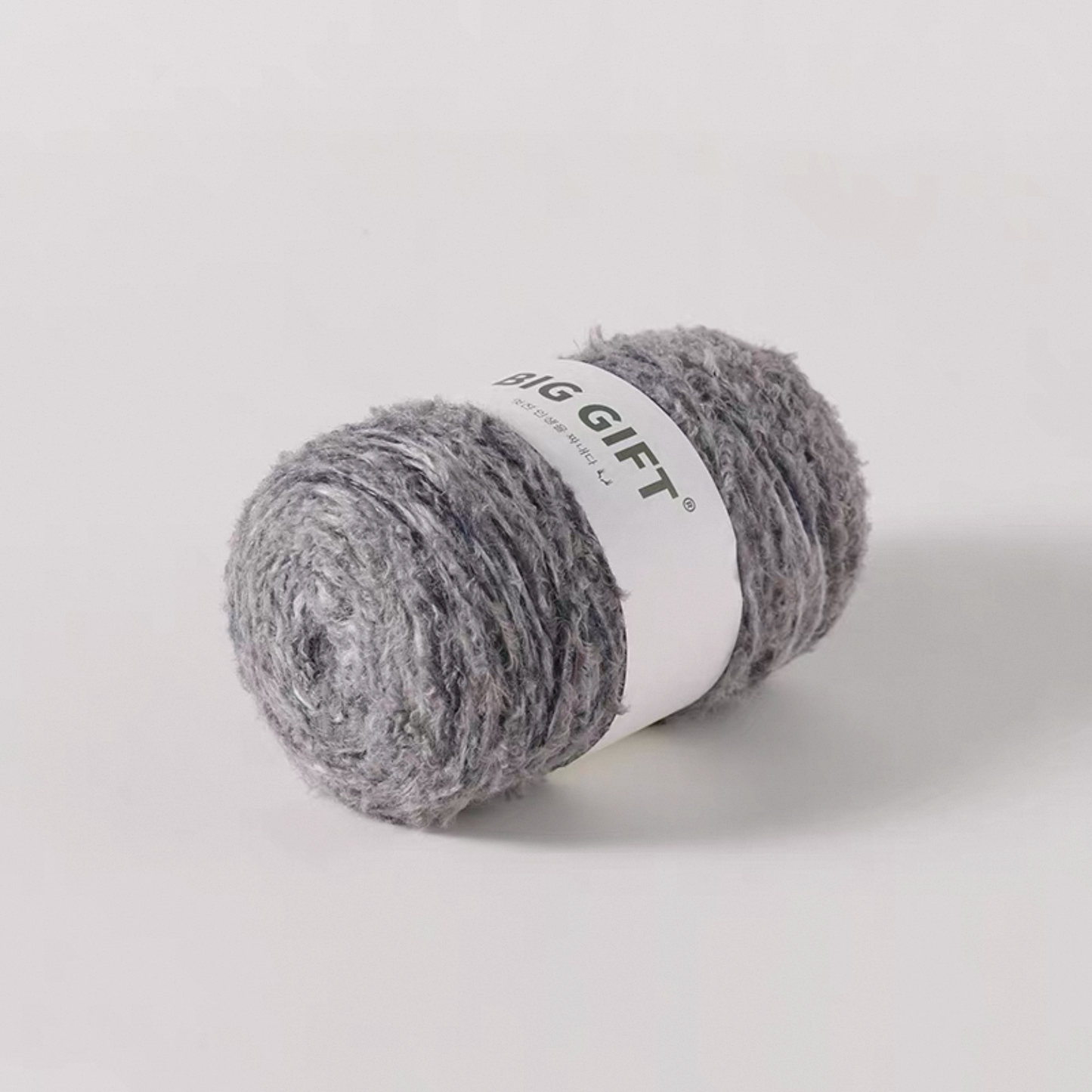 Hand-Dyed Gradient Mohair Wool Yarn – Chunky Multi-Strand for Bags, Hats & Outerwear 300g