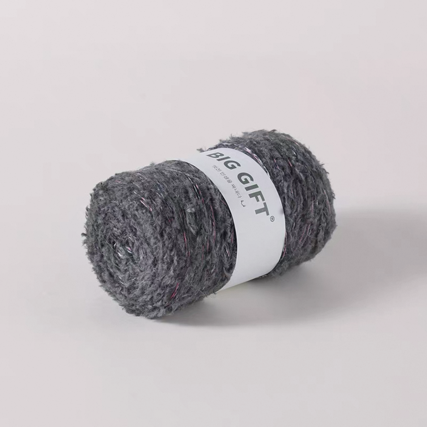 Hand-Dyed Gradient Mohair Wool Yarn – Chunky Multi-Strand for Bags, Hats & Outerwear 300g