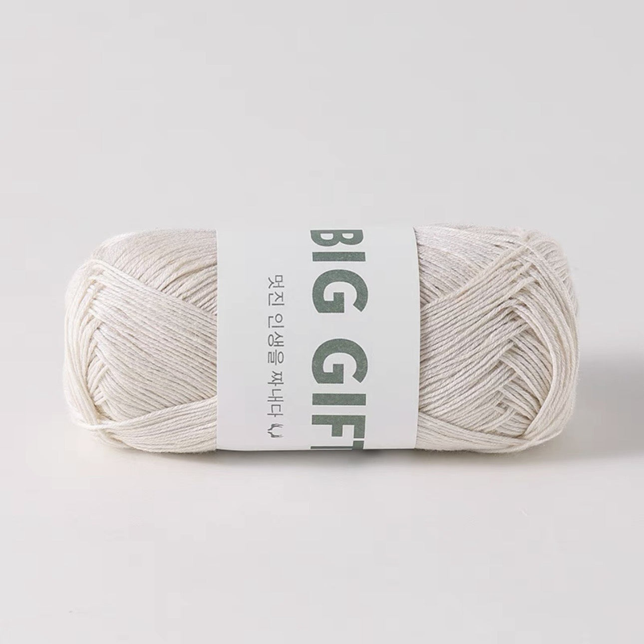 Tencel-Linen Lace Yarn 50g– Lightweight Summer Yarn for Crochet & Knitting (1.0mm / 70% Tencel, 30% Linen)