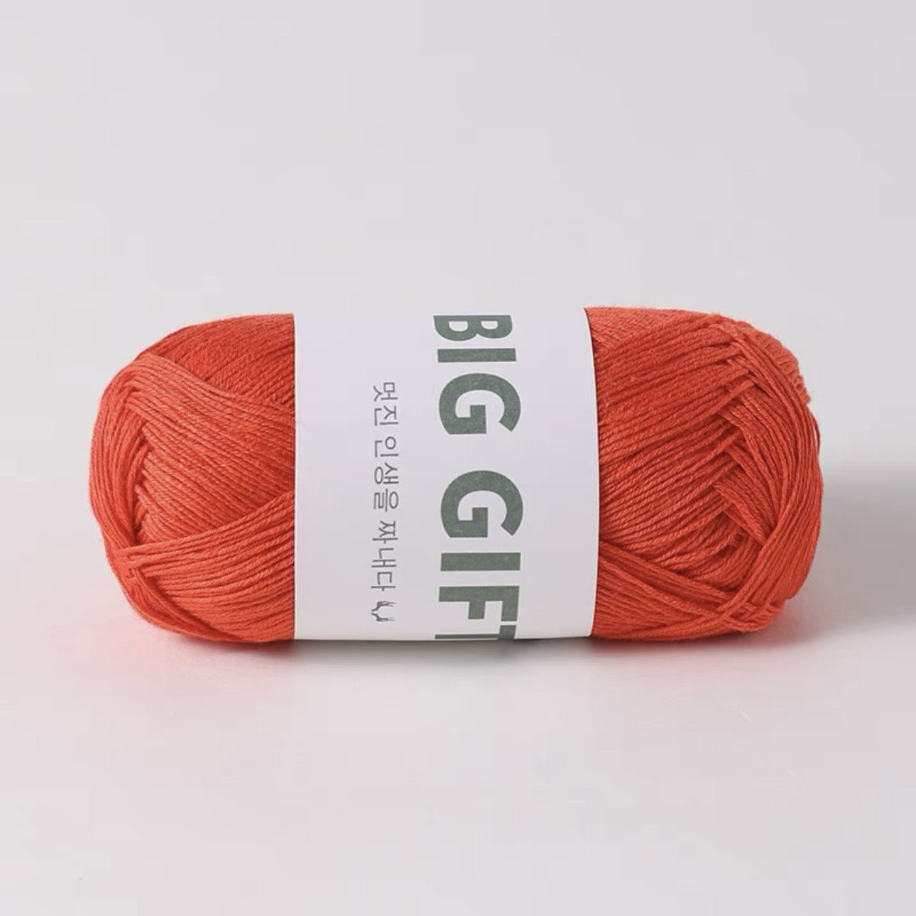 Tencel-Linen Lace Yarn 50g– Lightweight Summer Yarn for Crochet & Knitting (1.0mm / 70% Tencel, 30% Linen)