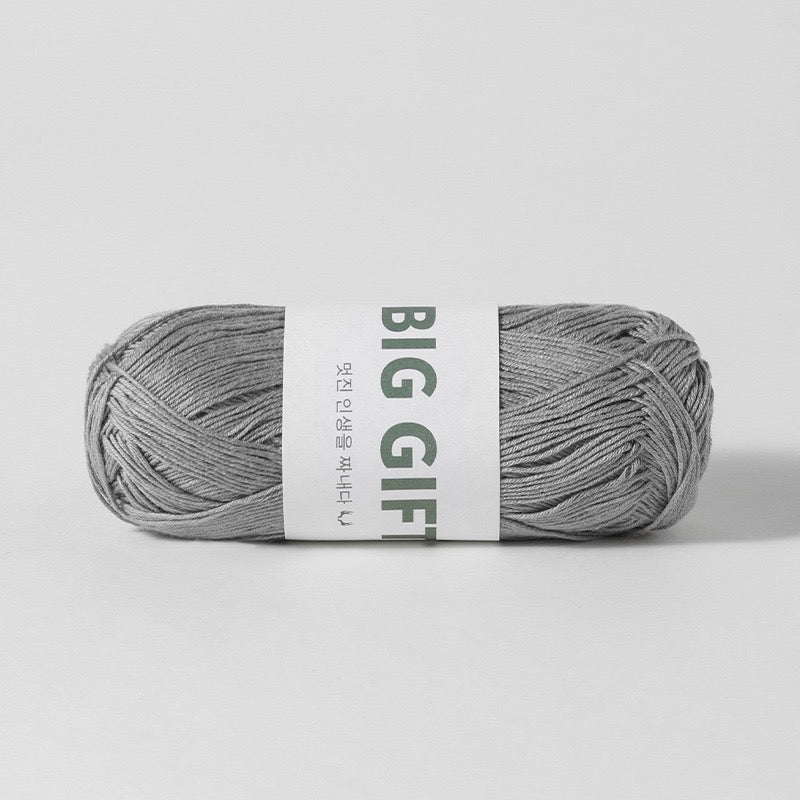 Tencel-Linen Lace Yarn 50g– Lightweight Summer Yarn for Crochet & Knitting (1.0mm / 70% Tencel, 30% Linen)