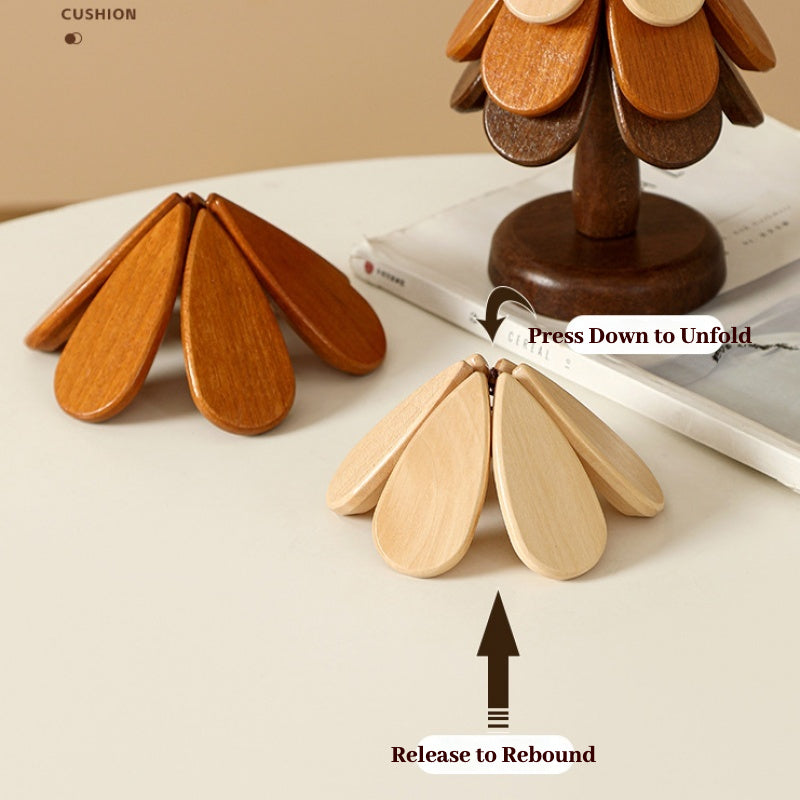 Premium Wooden Christmas Tree Trivet – Heat Resistant Table Mat & Foldable Coaster for Kitchen Décor