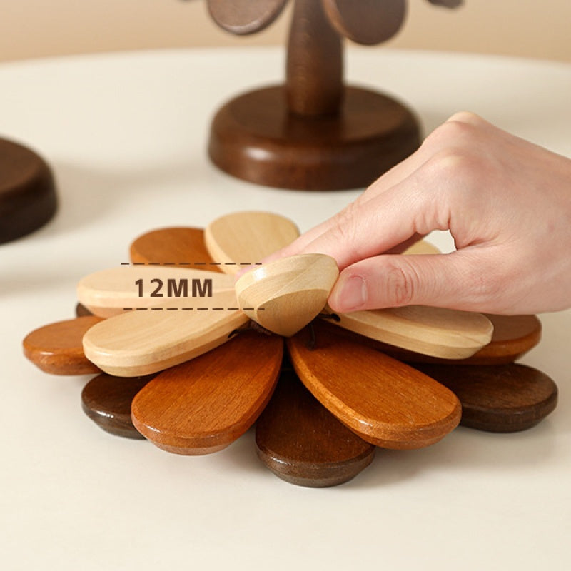 Premium Wooden Christmas Tree Trivet – Heat Resistant Table Mat & Foldable Coaster for Kitchen Décor