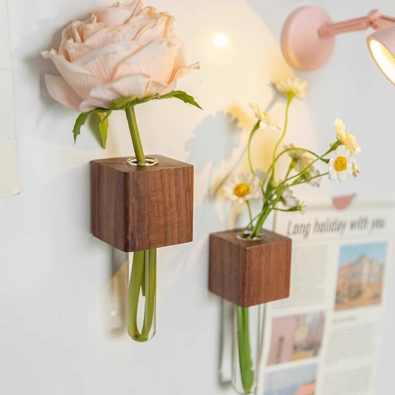 Solid Wood Magnetic Flower Vase – Creative 3D Fridge Magnet Decoration (Walnut / Beech, 10×3.5cm)