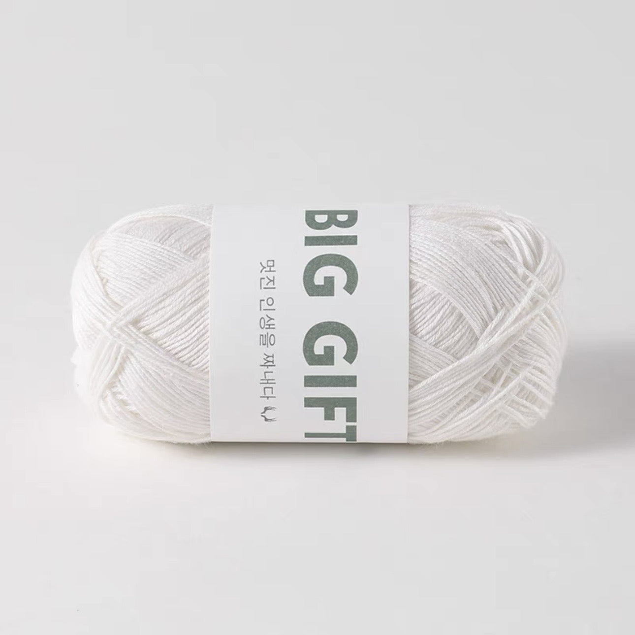 Tencel-Linen Lace Yarn 50g– Lightweight Summer Yarn for Crochet & Knitting (1.0mm / 70% Tencel, 30% Linen)