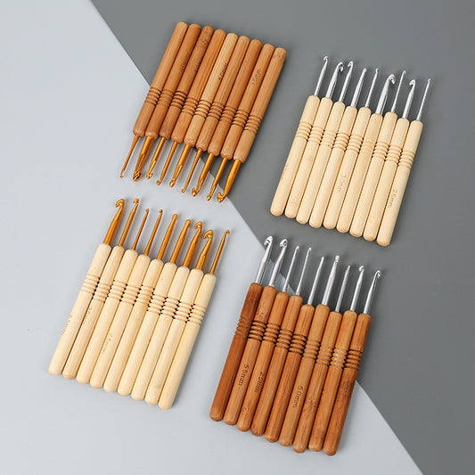 Bamboo Handle Crochet Hook Set – 9pcs Gold/Silver Aluminium Hooks (2.0mm–6.0mm)